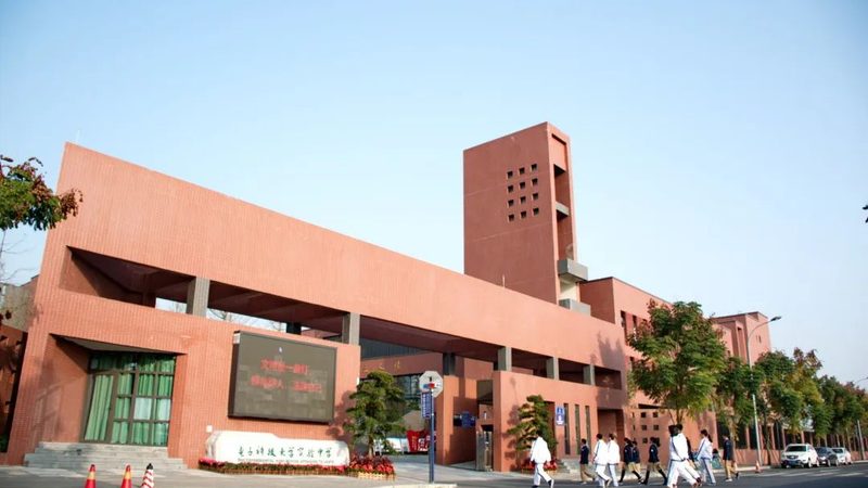 连接器在智能设备中的应用解析：场景与选型关键**